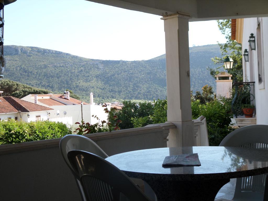 Casal Dos 5 Hotel Minde Exterior photo
